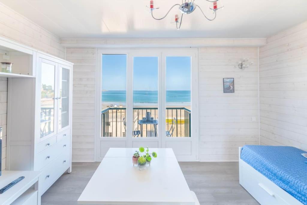 Studio Centre Belle Vue Mer Dinard Bagian luar foto